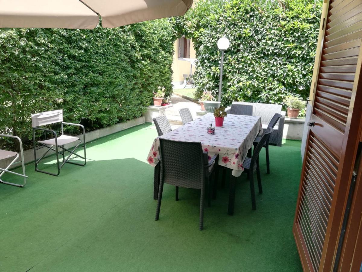 Depandance Con Piscina In Uso In Esclusivo In B&B Sant'Antonio Abate Exterior photo